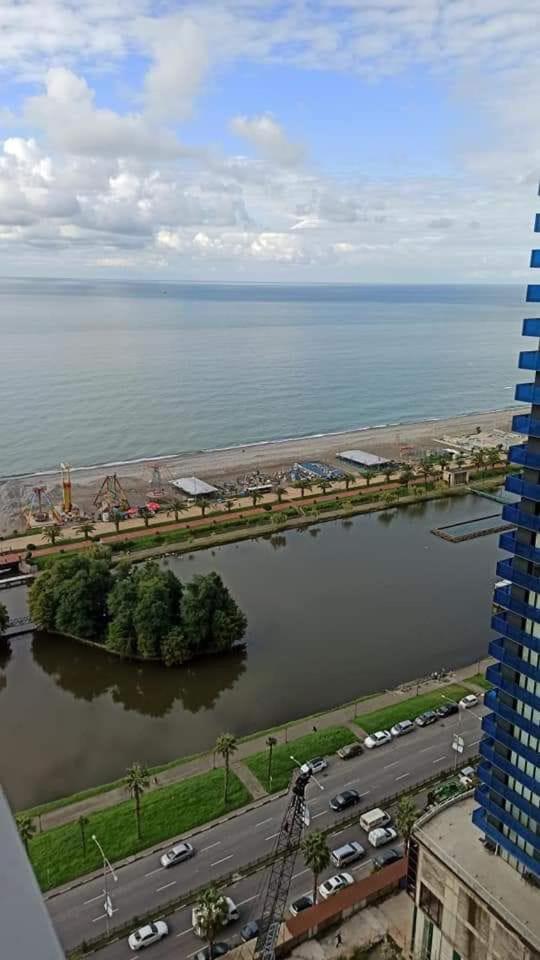 Appartamento Batumi Skyrest Esterno foto